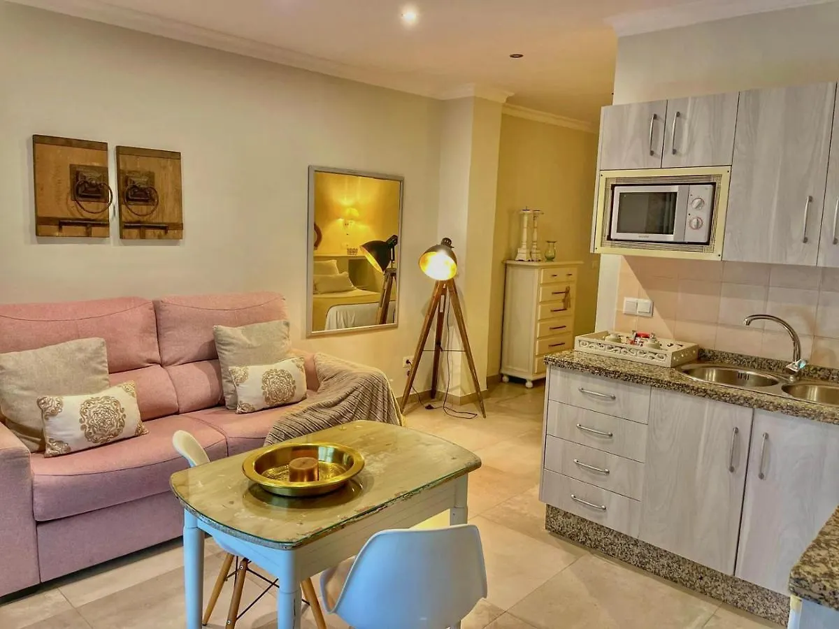 Hostal Boutique Plaza Cantarero Nerja Gæstehus
